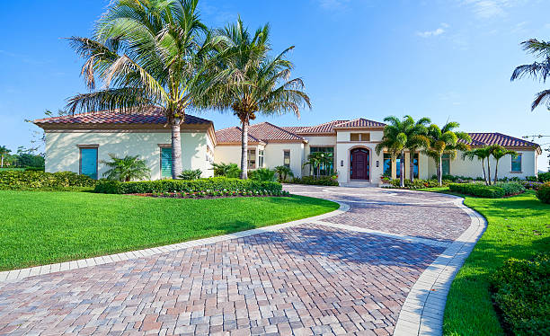 Best Local Driveway Pavers  in Bernalillo, NM